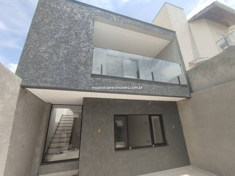 Casa venda Laranjeiras - Referência 1701